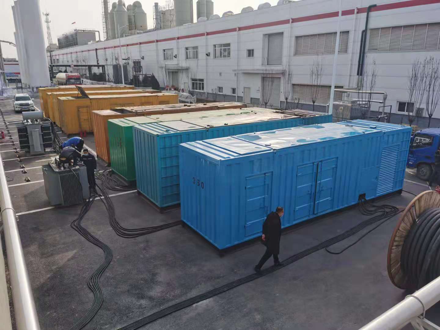 城区发电机出租-两相发电机与三相发电机有何区别?